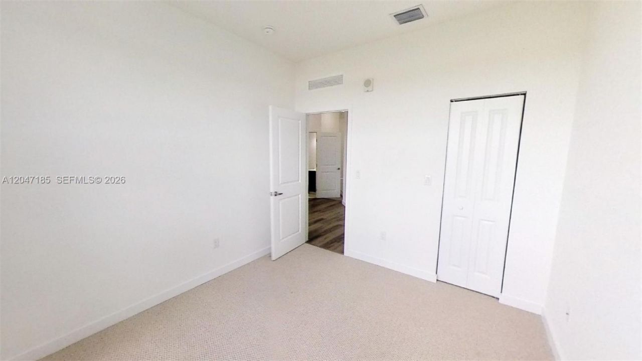 15650 SW 136th St , Unit 207, Miami, FL 33196 Photo