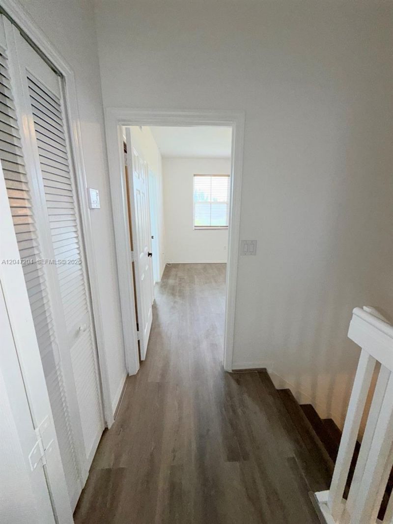 6016 NW 116th Pl, Unit 406, Doral, FL 33178 Photo