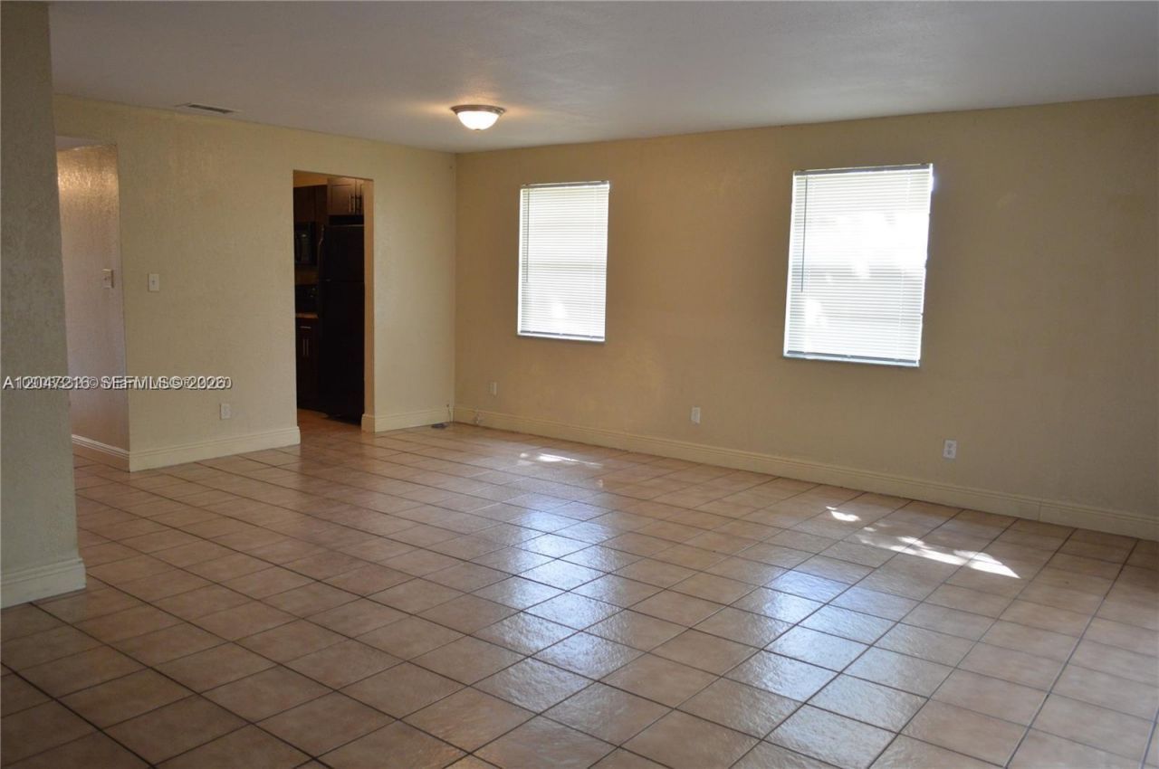 1741 SW 40th Ter , Fort Lauderdale, FL 33317 Photo