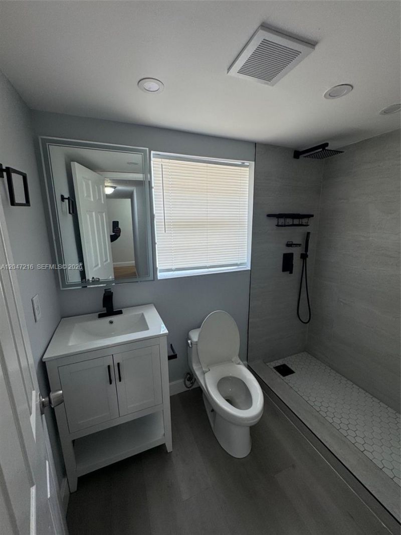 1741 SW 40th Ter , Fort Lauderdale, FL 33317 Photo