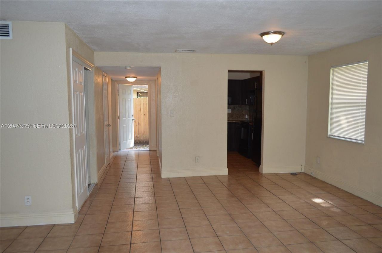 1741 SW 40th Ter , Fort Lauderdale, FL 33317 Photo