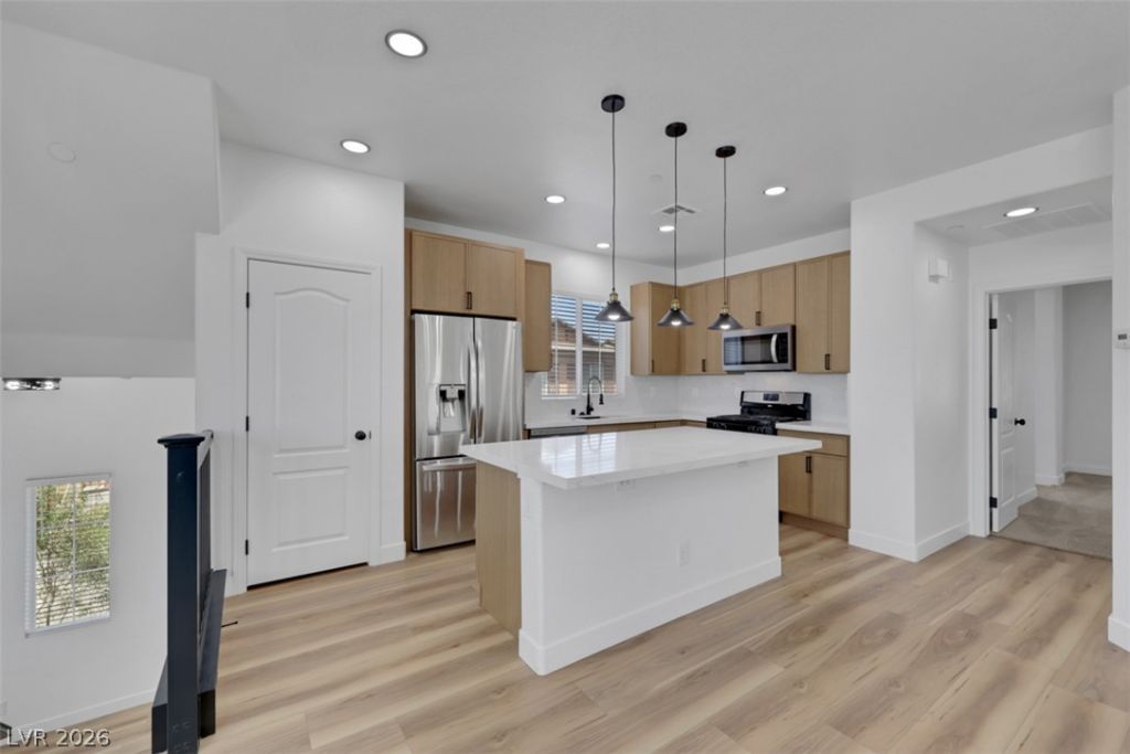 9057 Boston Springs Avenue, Las Vegas, NV 89149 Main Photo