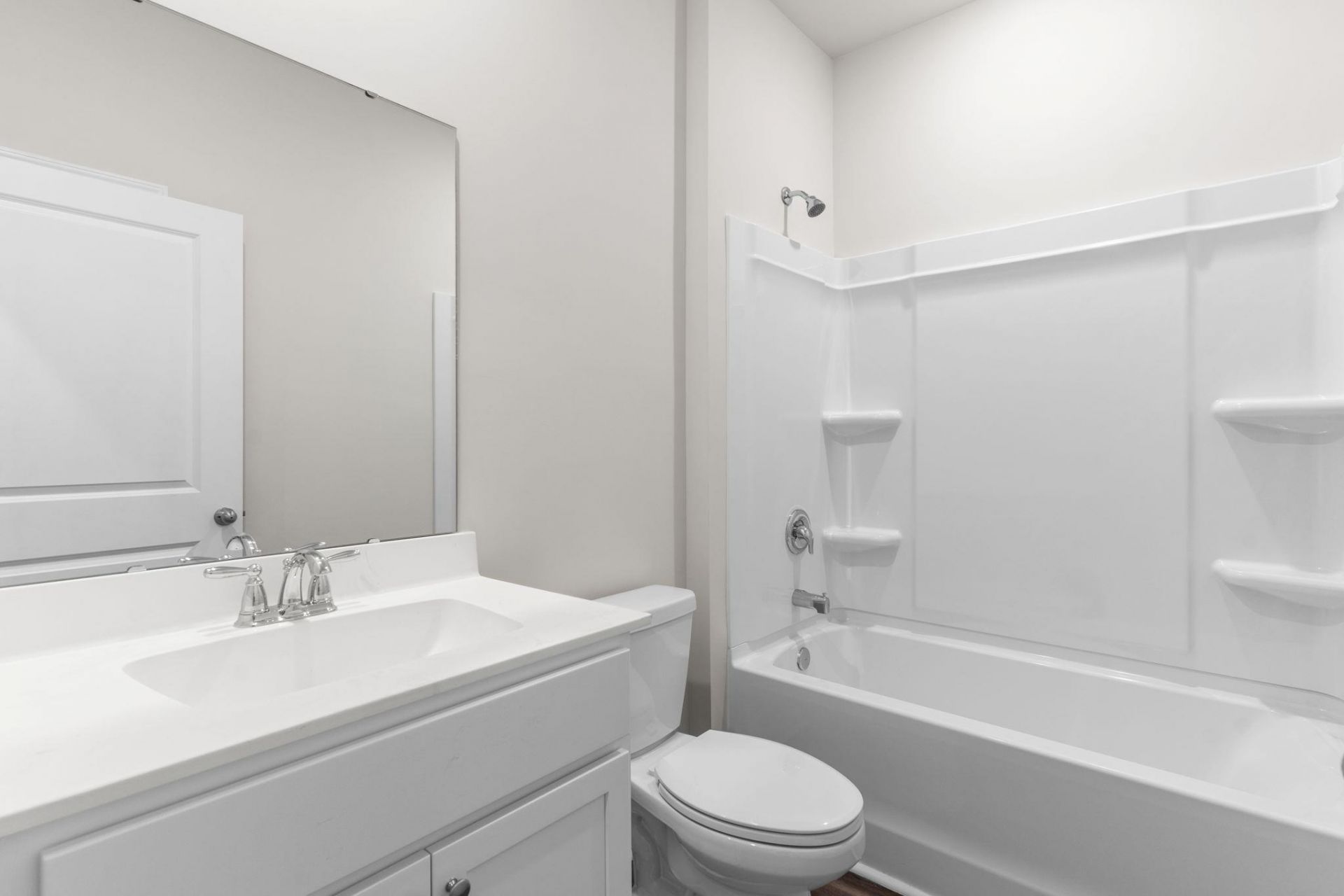 327 Ridley St  Photo 14