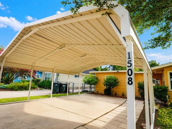 1508 S Walnut ST, Georgetown, TX 78626