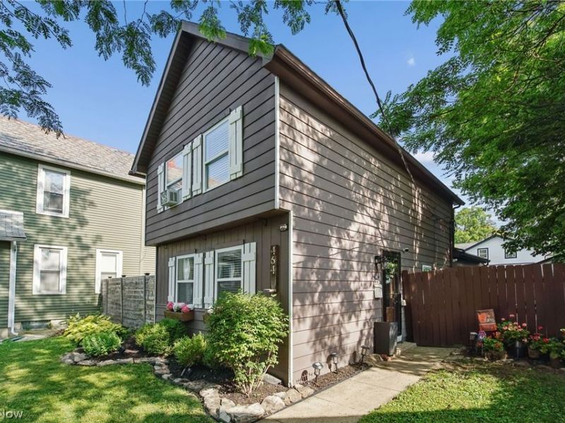 464 Stewart Avenue, Columbus, OH 43206 Photo 3