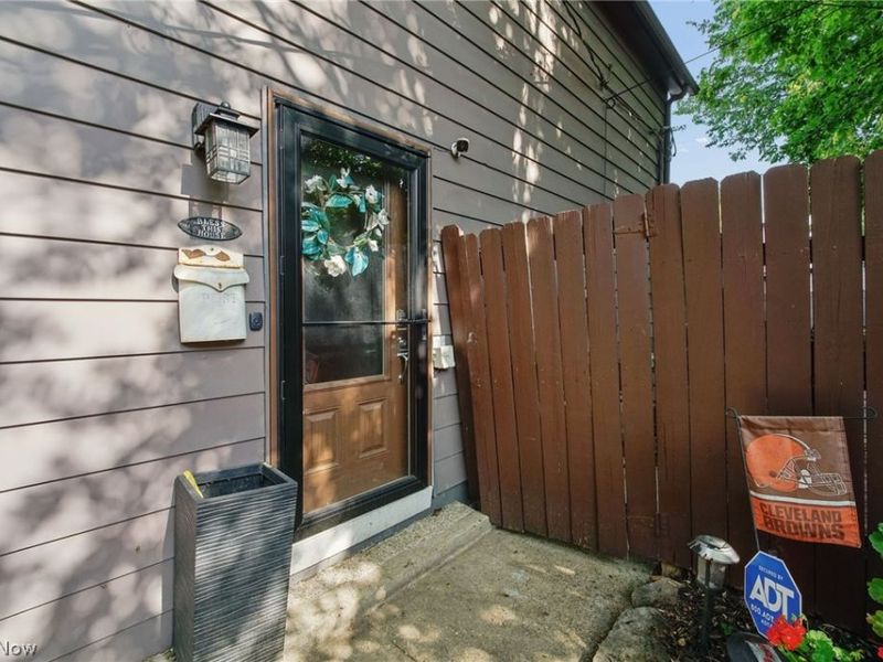 464 Stewart Avenue, Columbus, OH 43206 Photo 5