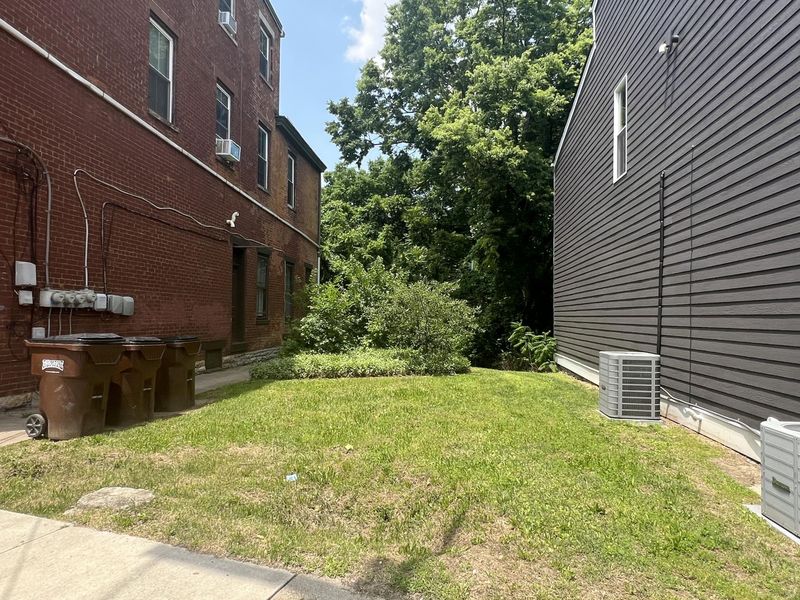 664 W Pike Street, Covington, KY 41011 Photo 3
