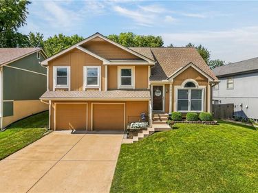 1432 NW 63RD Street, Kansas City, MO 64118