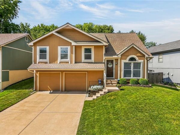 1432 NW 63RD Street, Kansas City, MO 64118