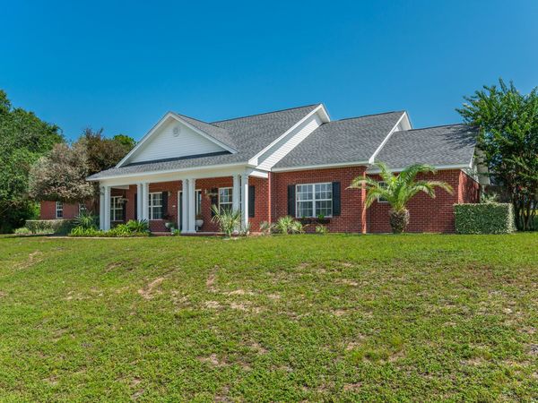 201 Seneca Trail, Crestview, FL 32536