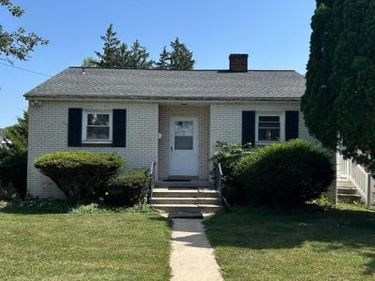 617 W MAIN STREET, MOUNT JOY, PA 17552