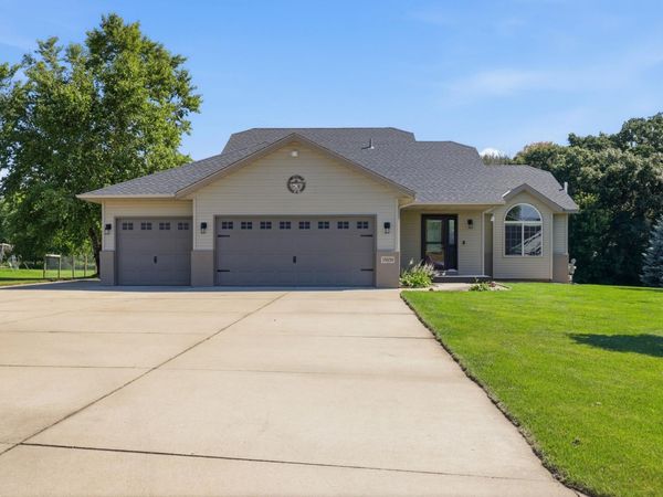 15838 100th Street SE, Becker, MN 55308
