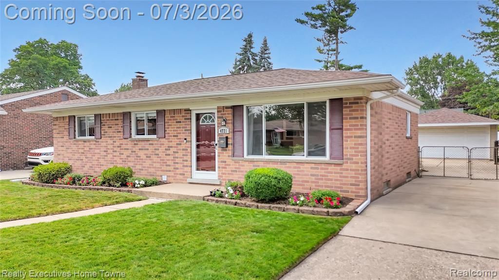 4721 Parent Avenue, Warren, MI 48092 Main Photo