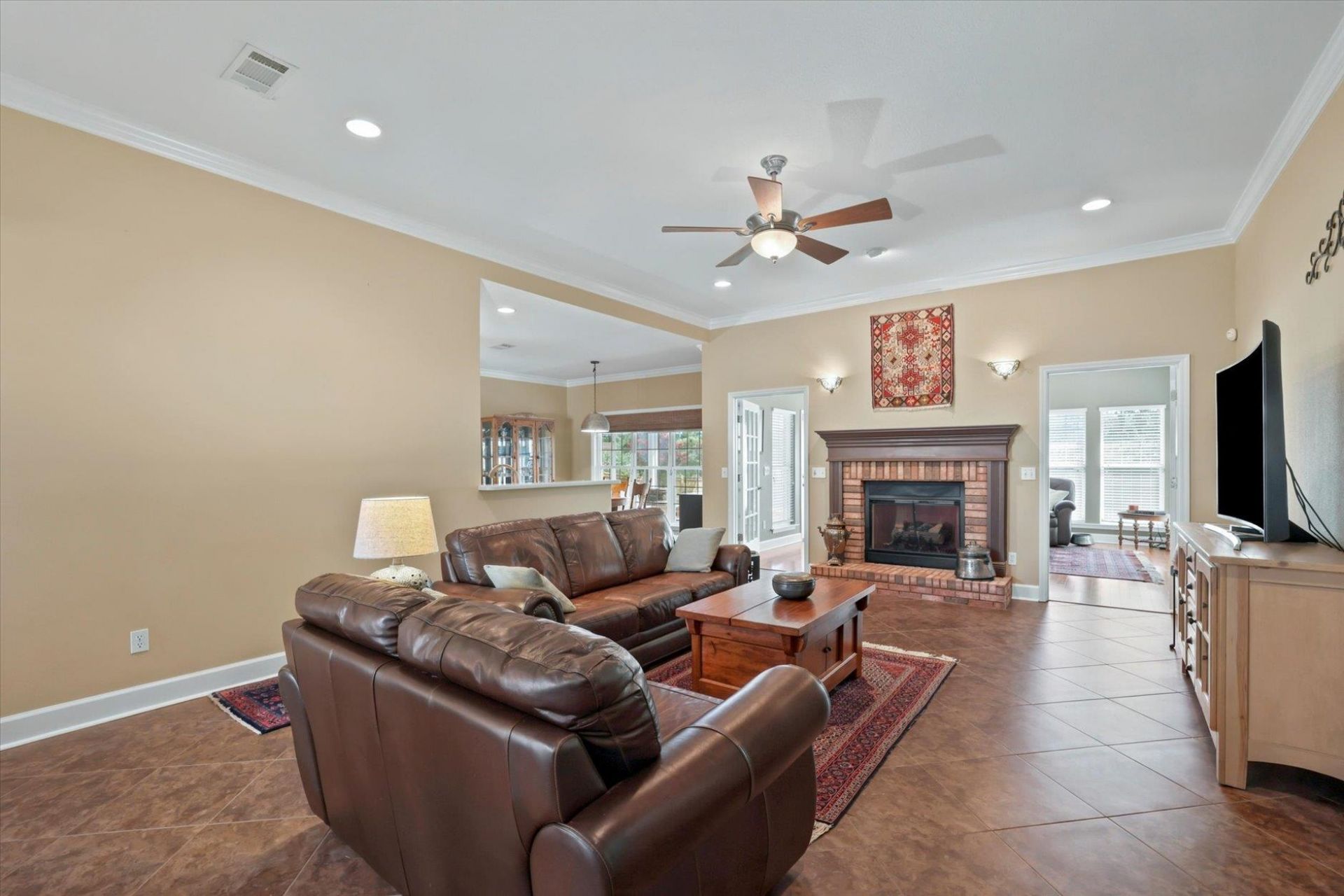 611 Twin Ponds Drive, Havana, FL 32333 Photo