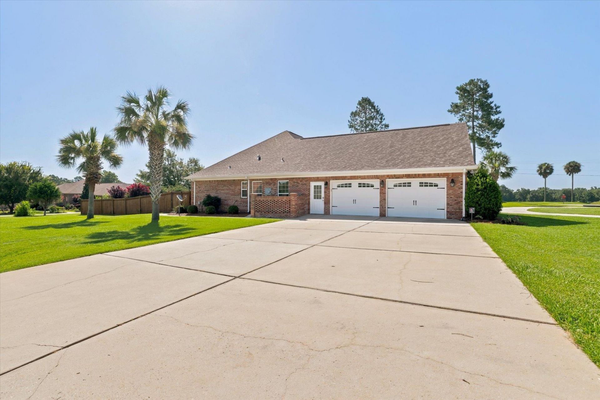 611 Twin Ponds Drive, Havana, FL 32333 Photo