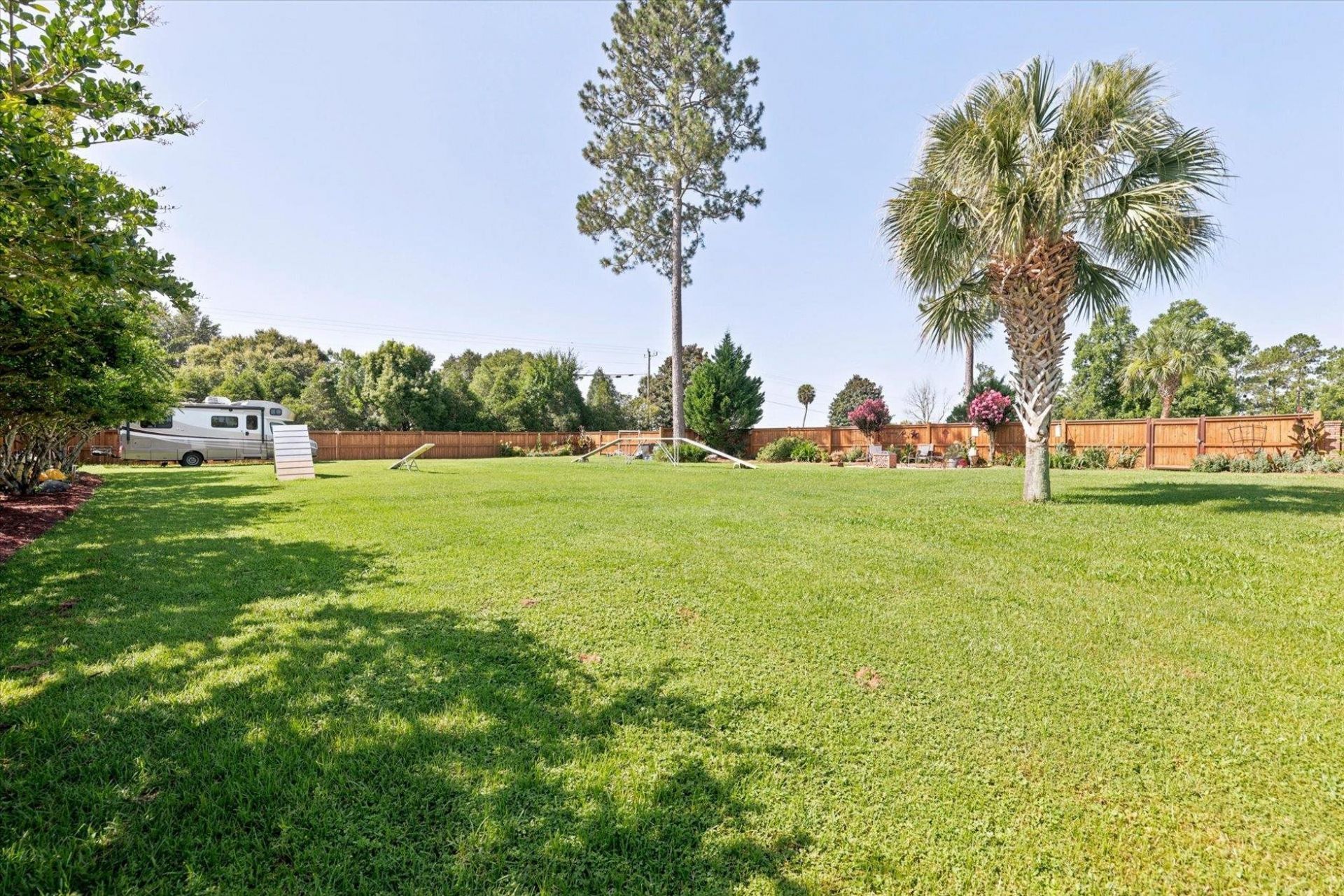 611 Twin Ponds Drive, Havana, FL 32333 Photo