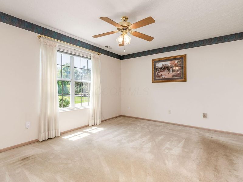 369 Windemere Circle, Westerville, OH 43082 Photo 10