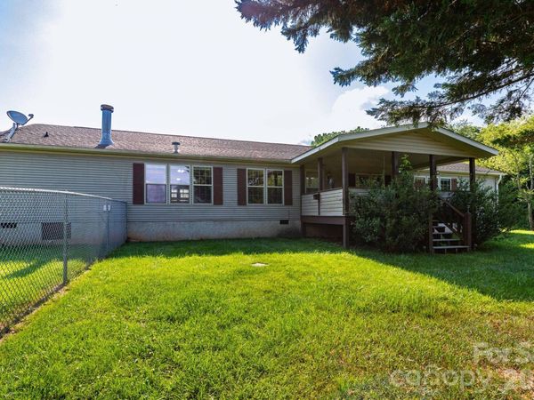 71 Teachers Lane, Canton, NC 28716