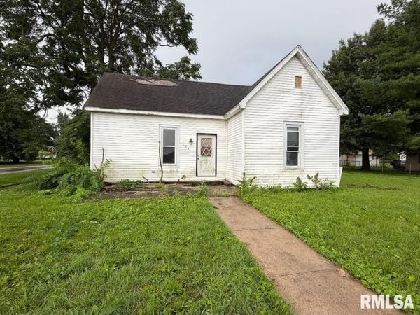 104 W FRANKLIN Street, Ashland, IL 62612