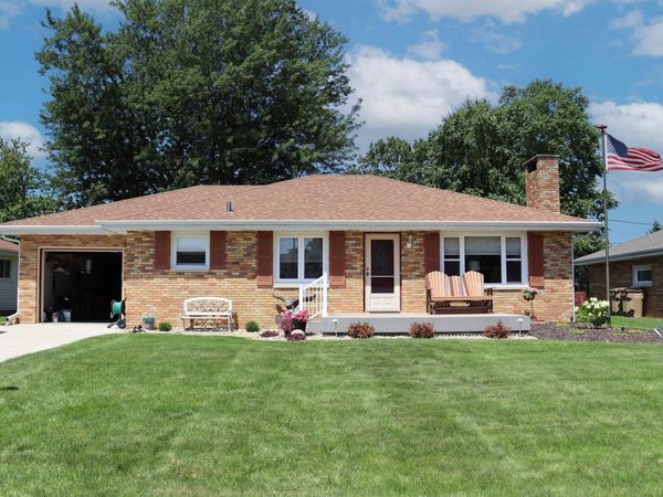 1019 S MESA Drive, Peoria, IL 61607