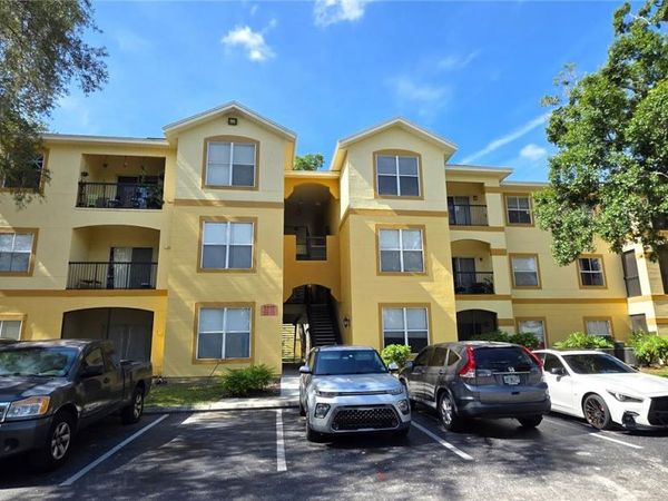 5618 PINNACLE HEIGHTS CIRCLE , Unit 211, TAMPA, FL 33624