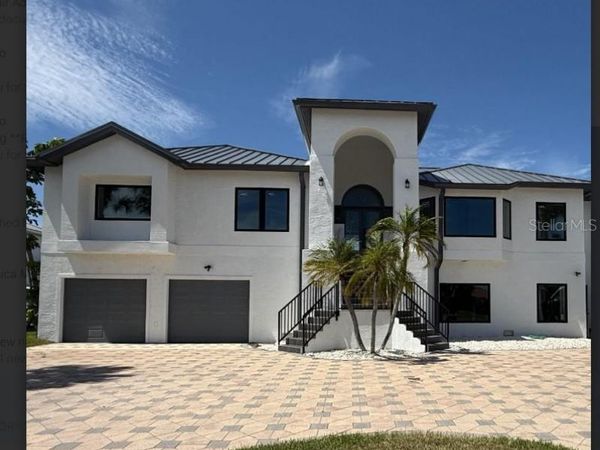 2047 N POINTE ALEXIS DRIVE , TARPON SPRINGS, FL 34689