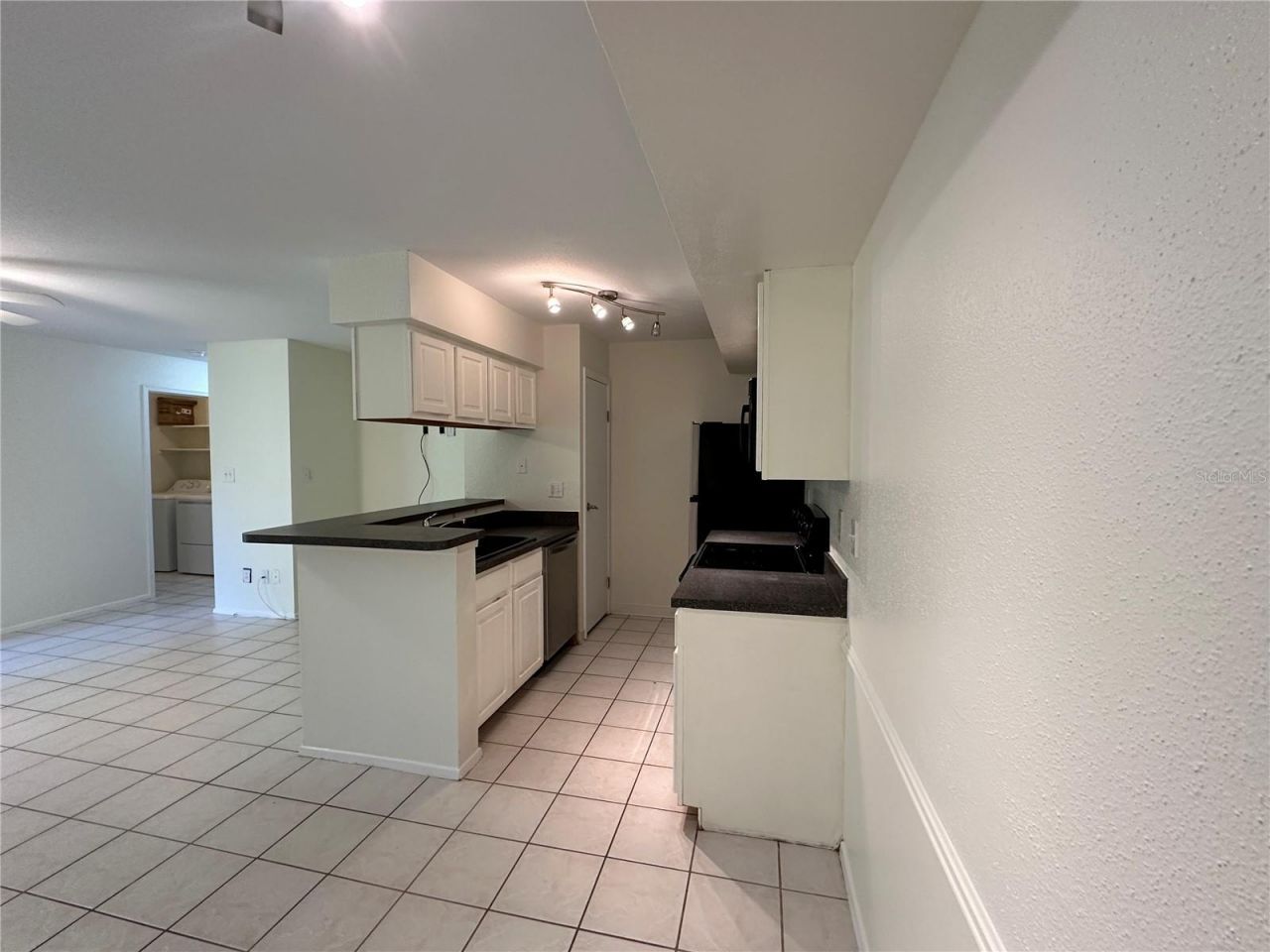 9100 Dr Martin Luther King Jr Street N, Unit 1707, Saint Petersburg, FL 33702 Photo