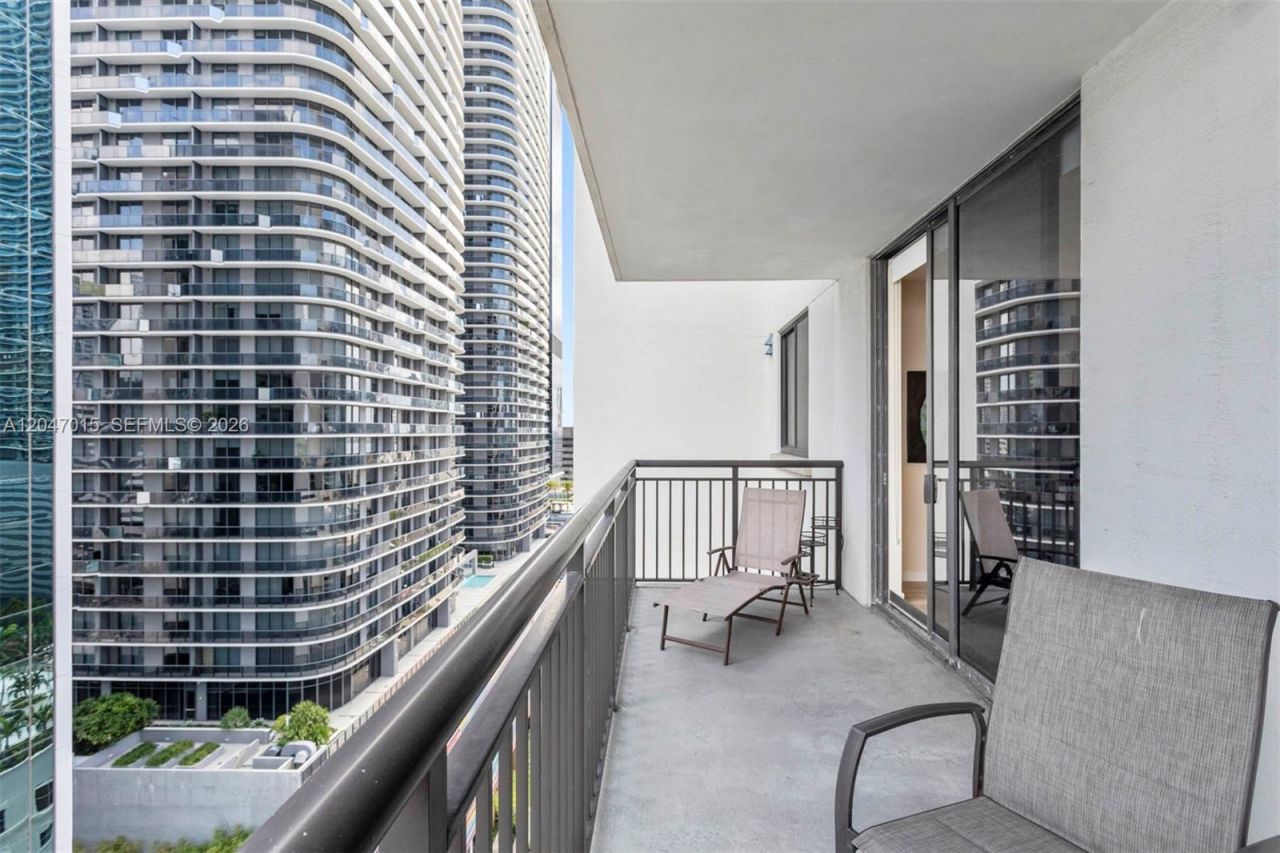 999 SW 1st Ave , Unit 2015, Miami, FL 33130 Photo