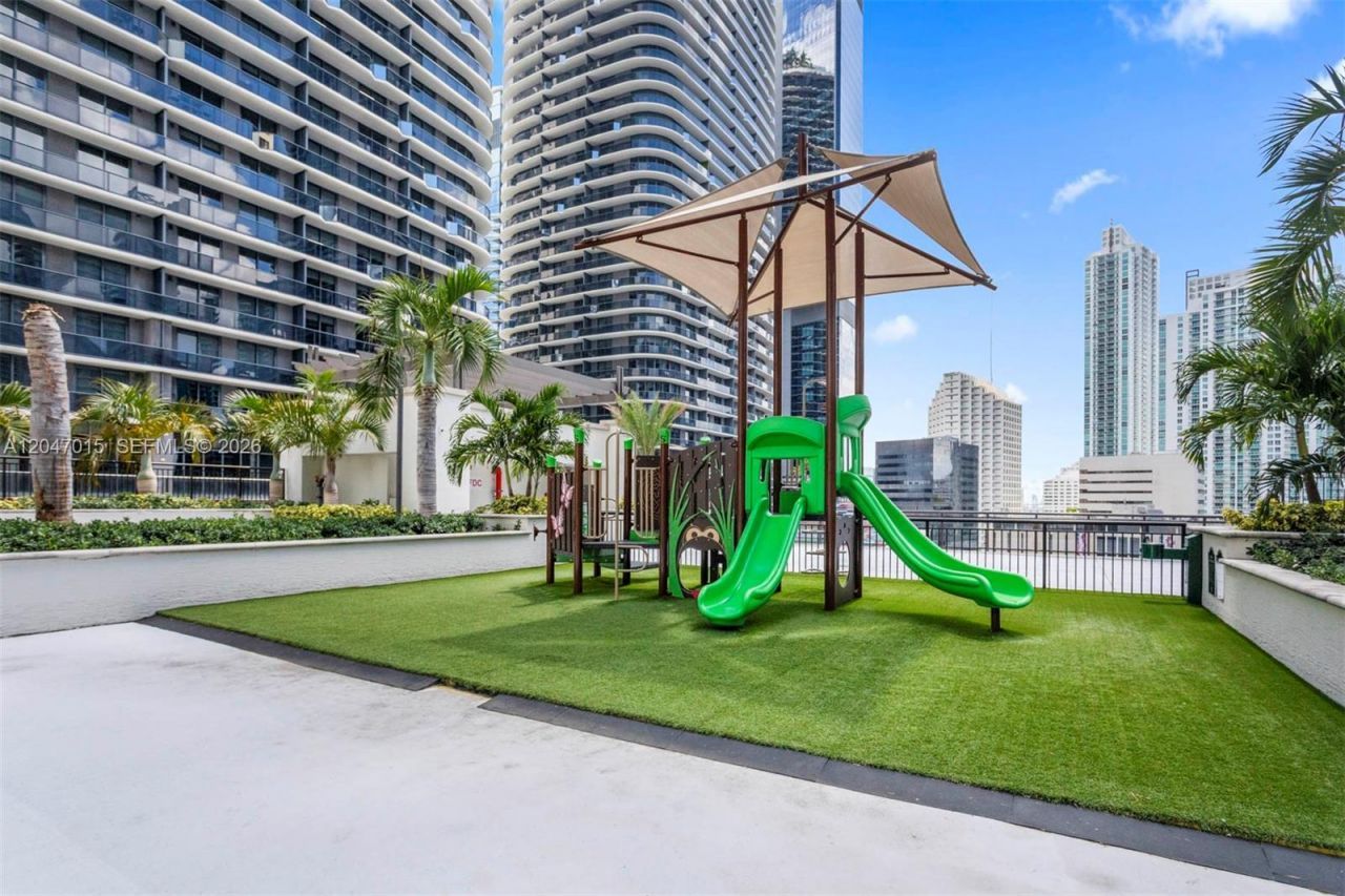 999 SW 1st Ave , Unit 2015, Miami, FL 33130 Photo