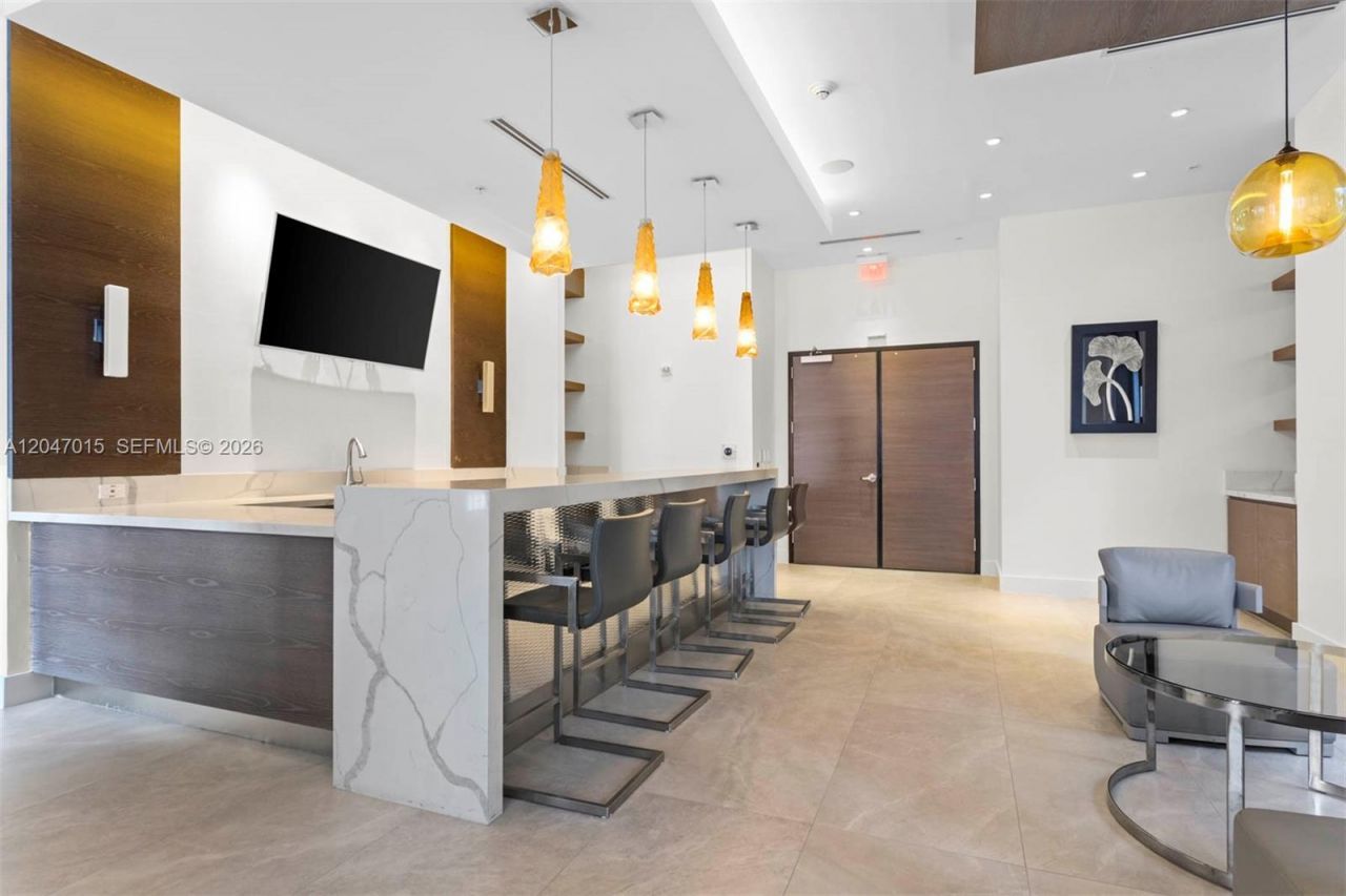 999 SW 1st Ave , Unit 2015, Miami, FL 33130 Photo