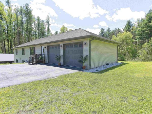 1523 Deer Run Ridge, Wisconsin Dells, WI 53965