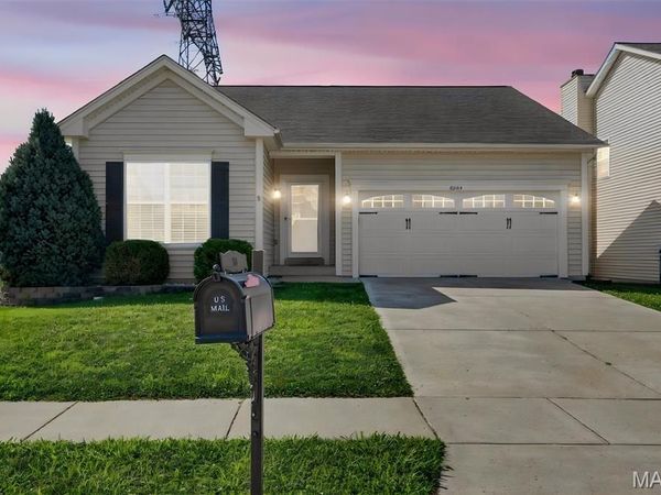 3224 Stowe Landing, St Charles, MO 63301