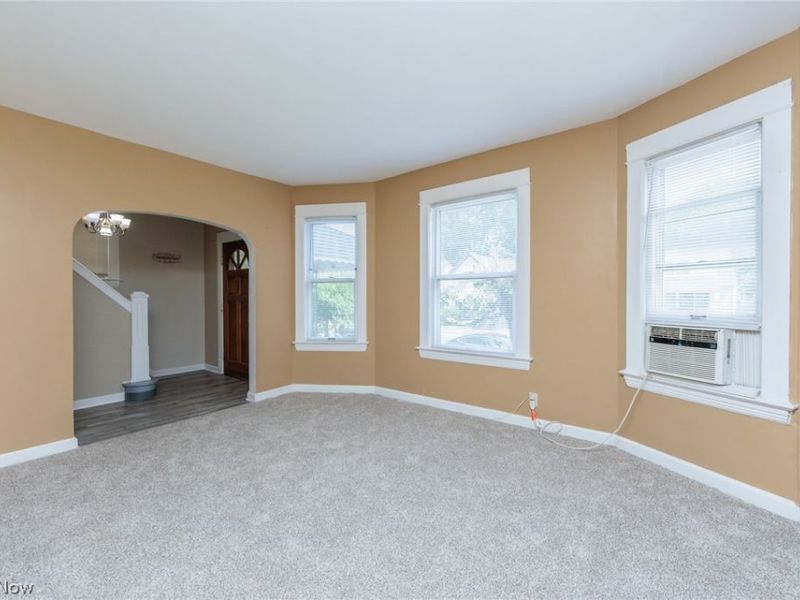 4112 Cullen Drive, Cleveland, OH 44105 Photo 9