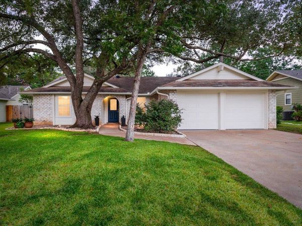 4805 Canyonbend CIR, Austin, TX 78735