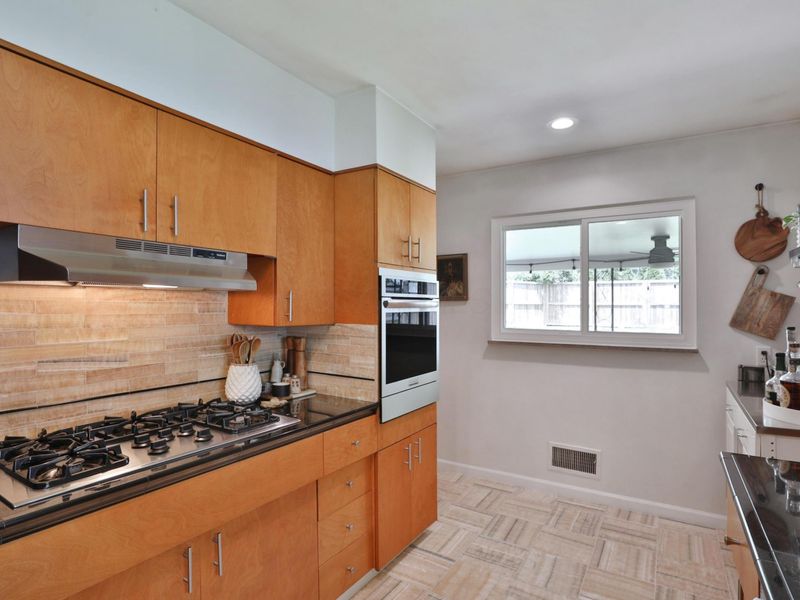 7682 Broadwyn Drive, Reynoldsburg, OH 43068 Photo 14