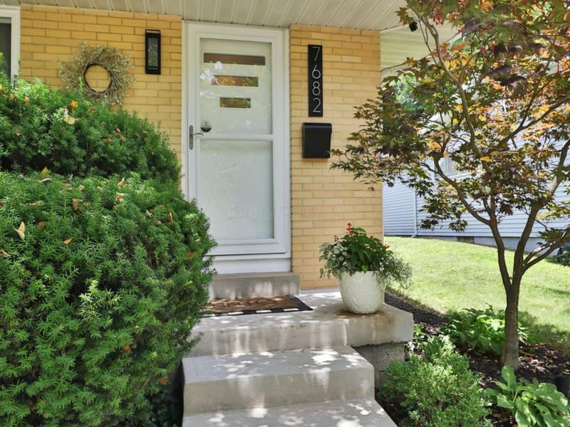 7682 Broadwyn Drive, Reynoldsburg, OH 43068 Photo 4