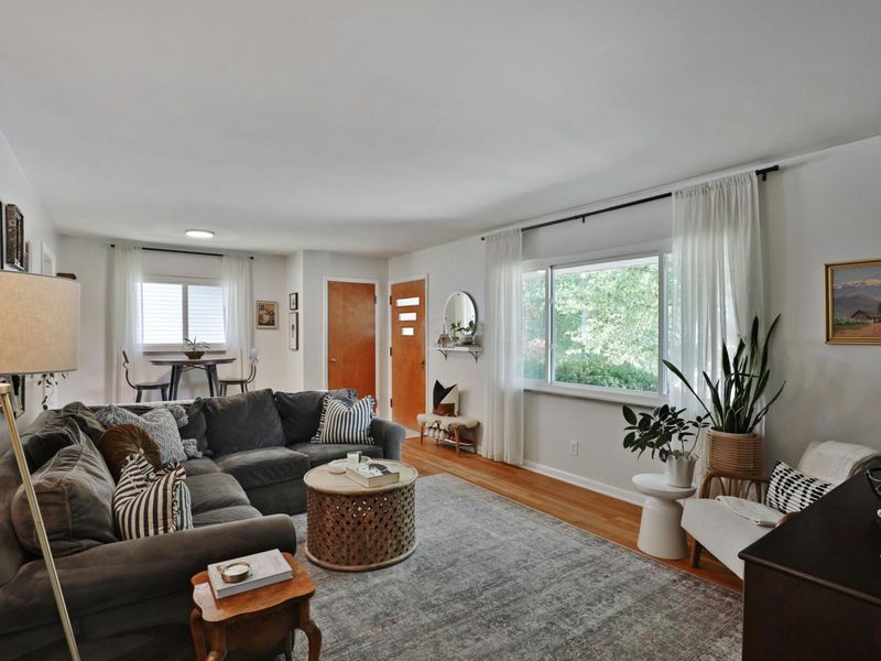 7682 Broadwyn Drive, Reynoldsburg, OH 43068 Photo 9