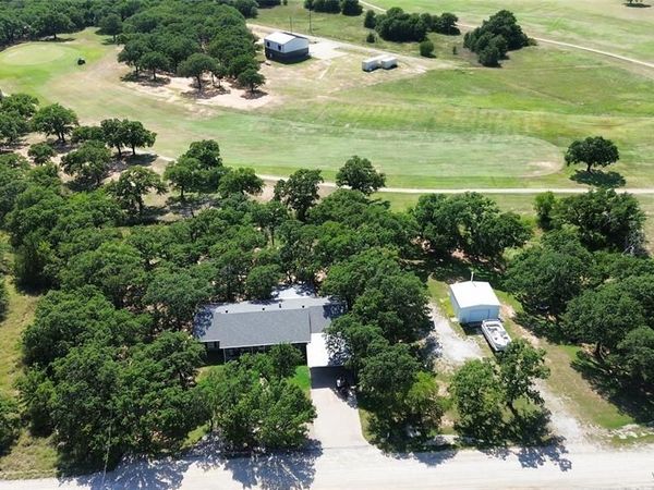 151 Country Club Drive , Nocona, TX 76255