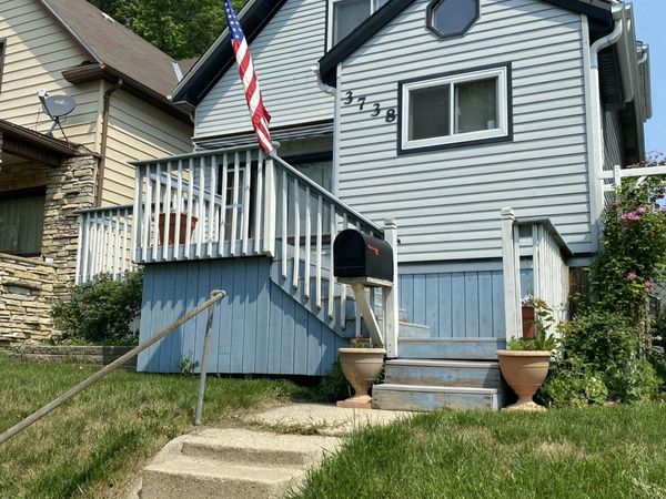 3738 E Plankinton Ave, Cudahy, WI 53110