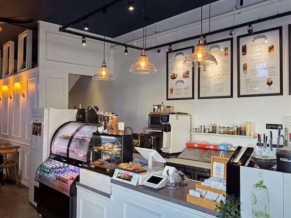 161-01 Northern Blvd , Flushing, NY 11358