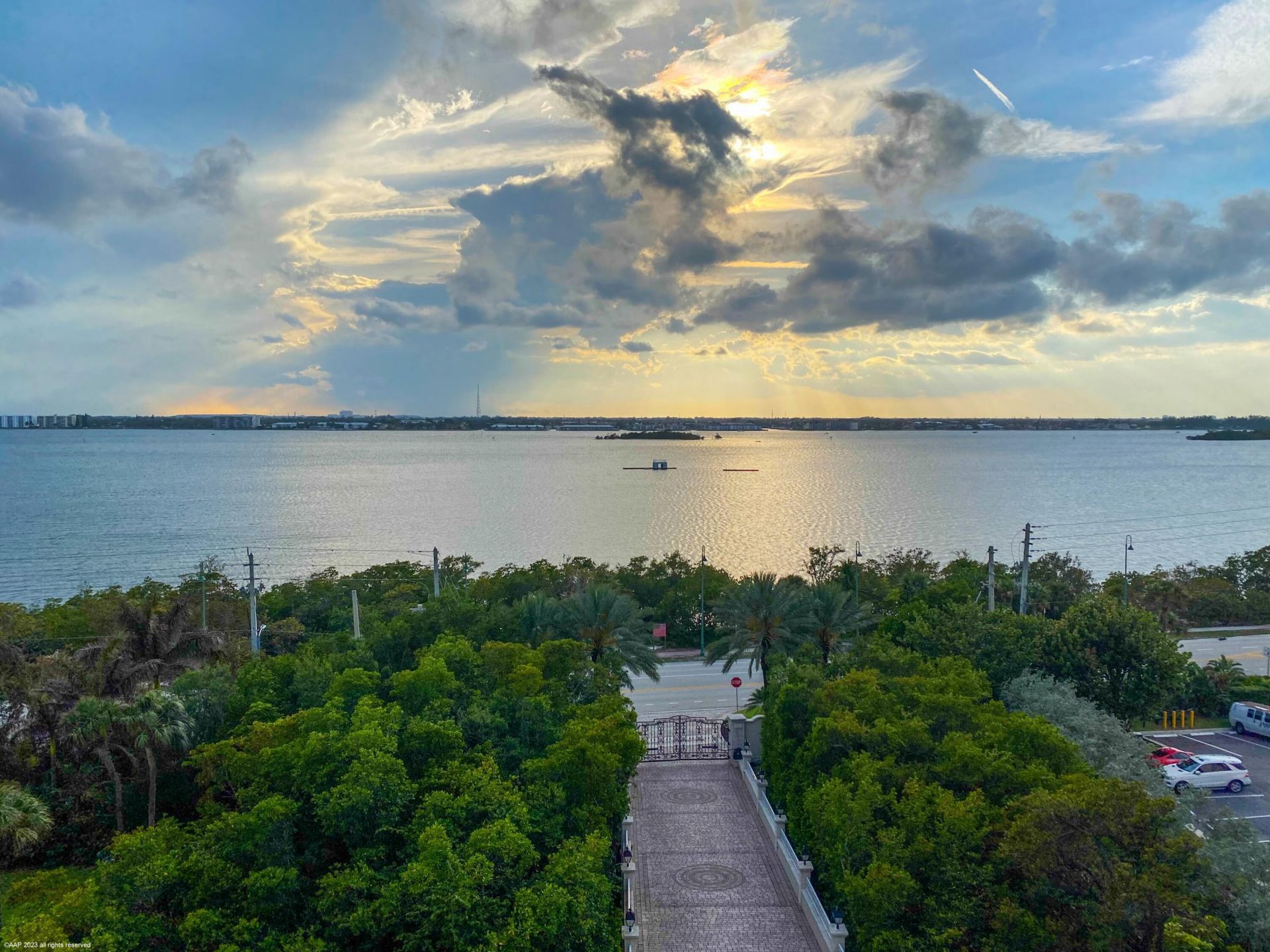 5310 N Ocean Drive, Unit 601, Riviera Beach, FL 33404 Photo