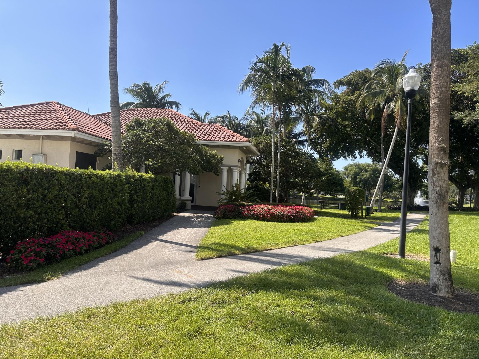 2025 Lavers Circle, Unit D206, Delray Beach, FL 33444 Photo