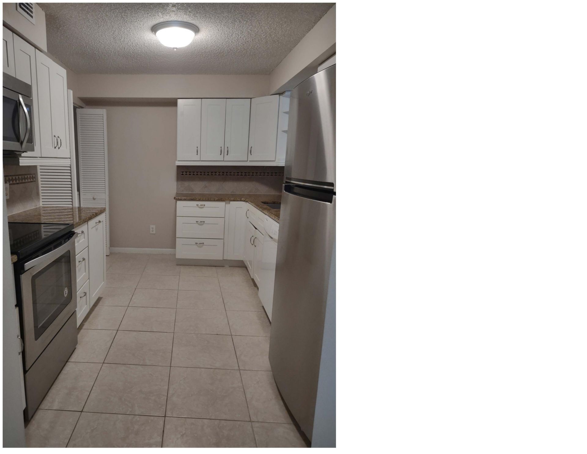 2025 Lavers Circle, Unit D206, Delray Beach, FL 33444 Photo