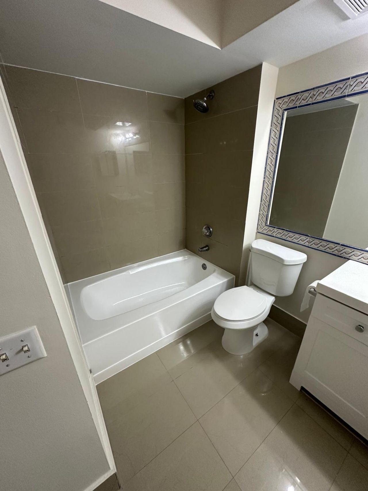 9630 NW 2nd Street, Unit 107, Pembroke Pines, FL 33024 Photo