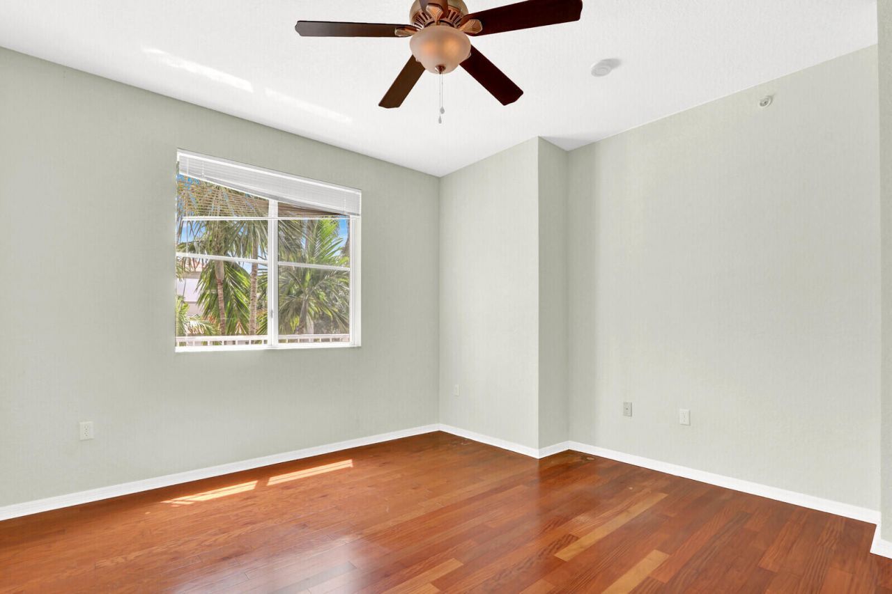 11037 Legacy Boulevard, Unit 204, Palm Beach Gardens, FL 33410 Photo
