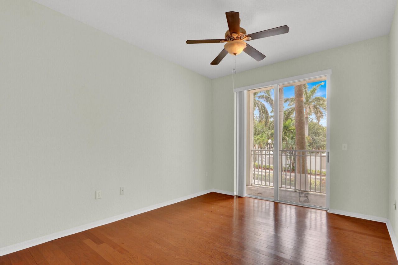 11037 Legacy Boulevard, Unit 204, Palm Beach Gardens, FL 33410 Photo