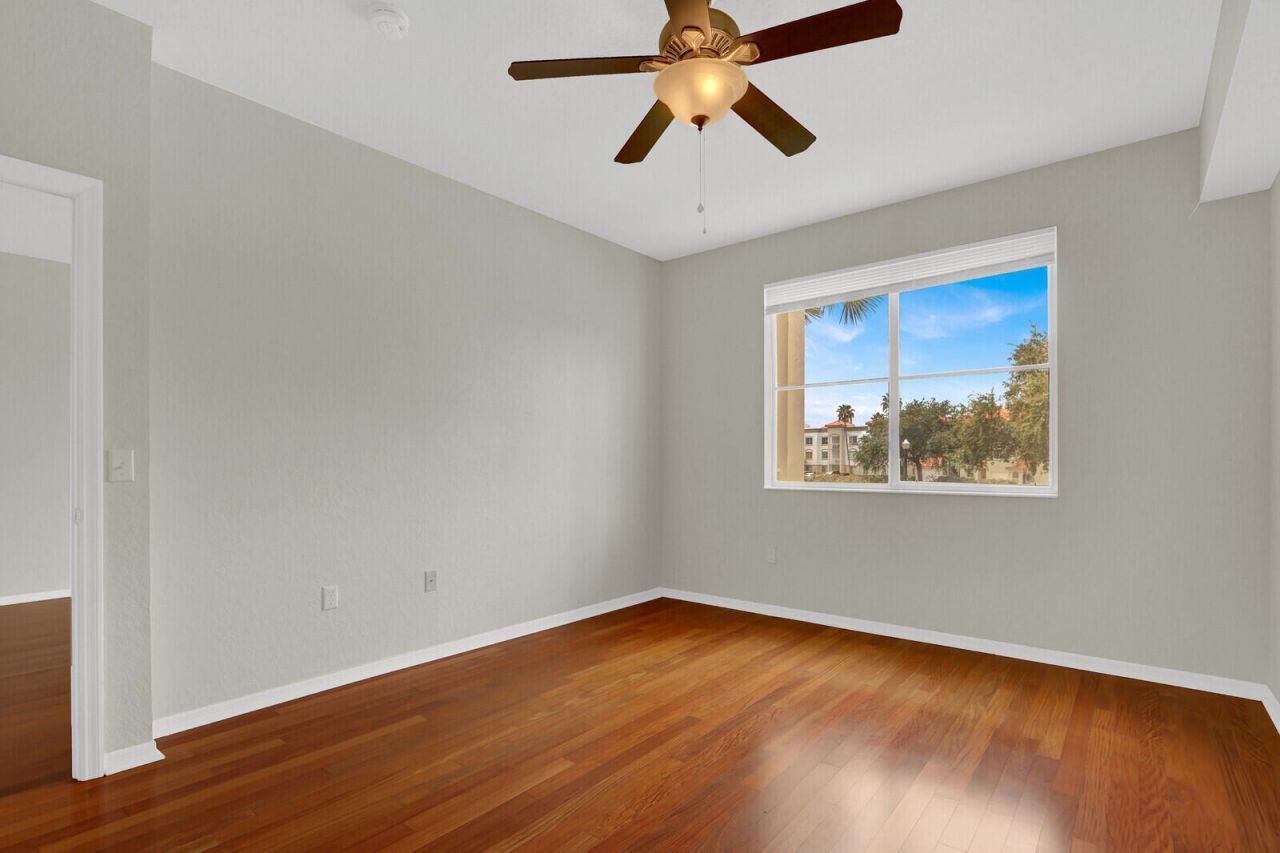 11037 Legacy Boulevard, Unit 204, Palm Beach Gardens, FL 33410 Photo