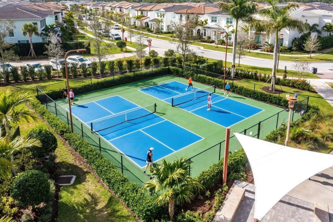 5251 Beckman Terrace, Palm Beach Gardens, FL 33418 Photo