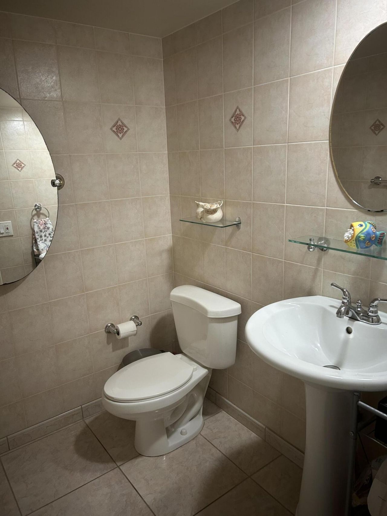 1833 S Ocean Drive, Unit 205, Hallandale Beach, FL 33009 Photo