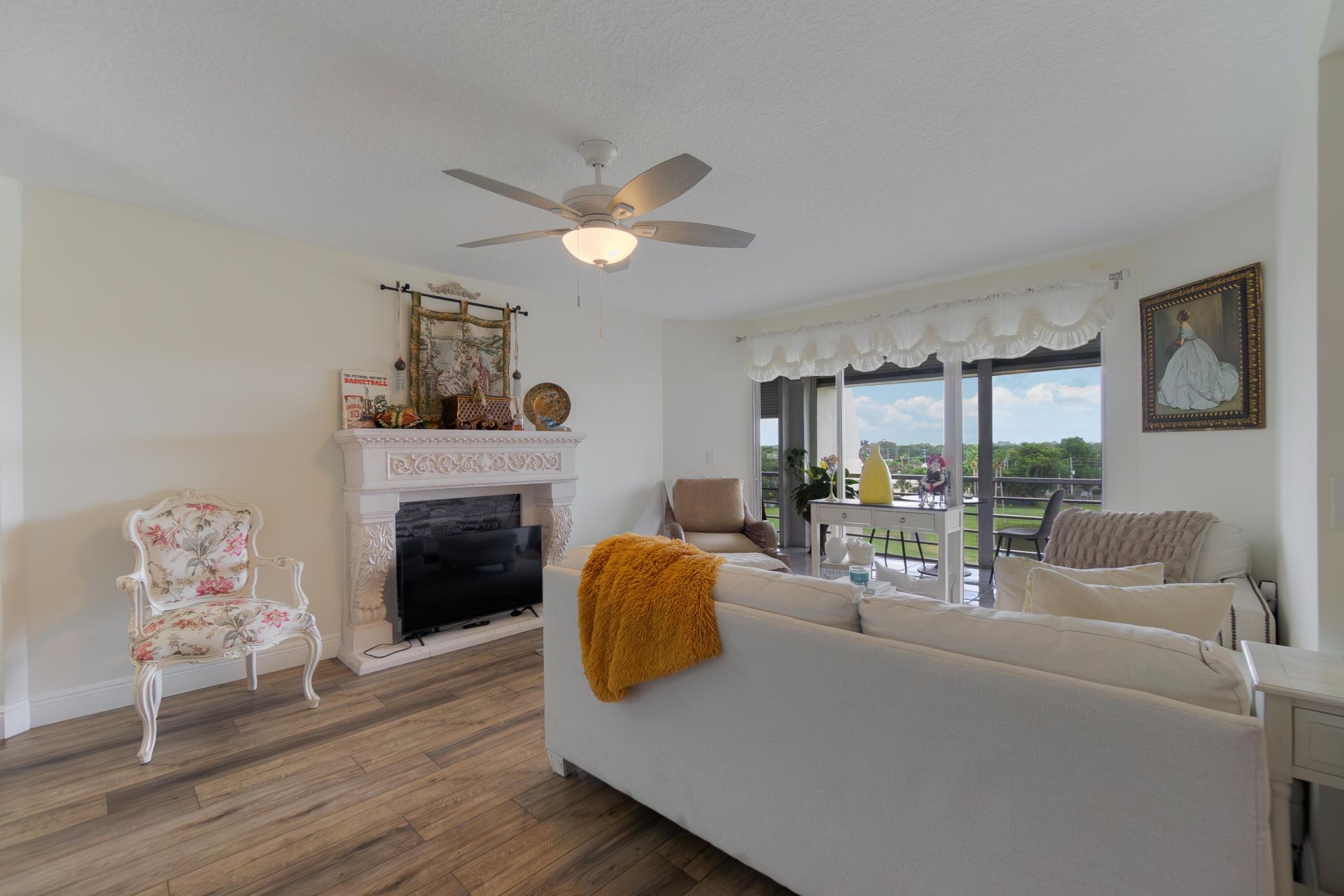 3959 Via Poinciana Drive, Unit 602, Lake Worth, FL 33467 Photo